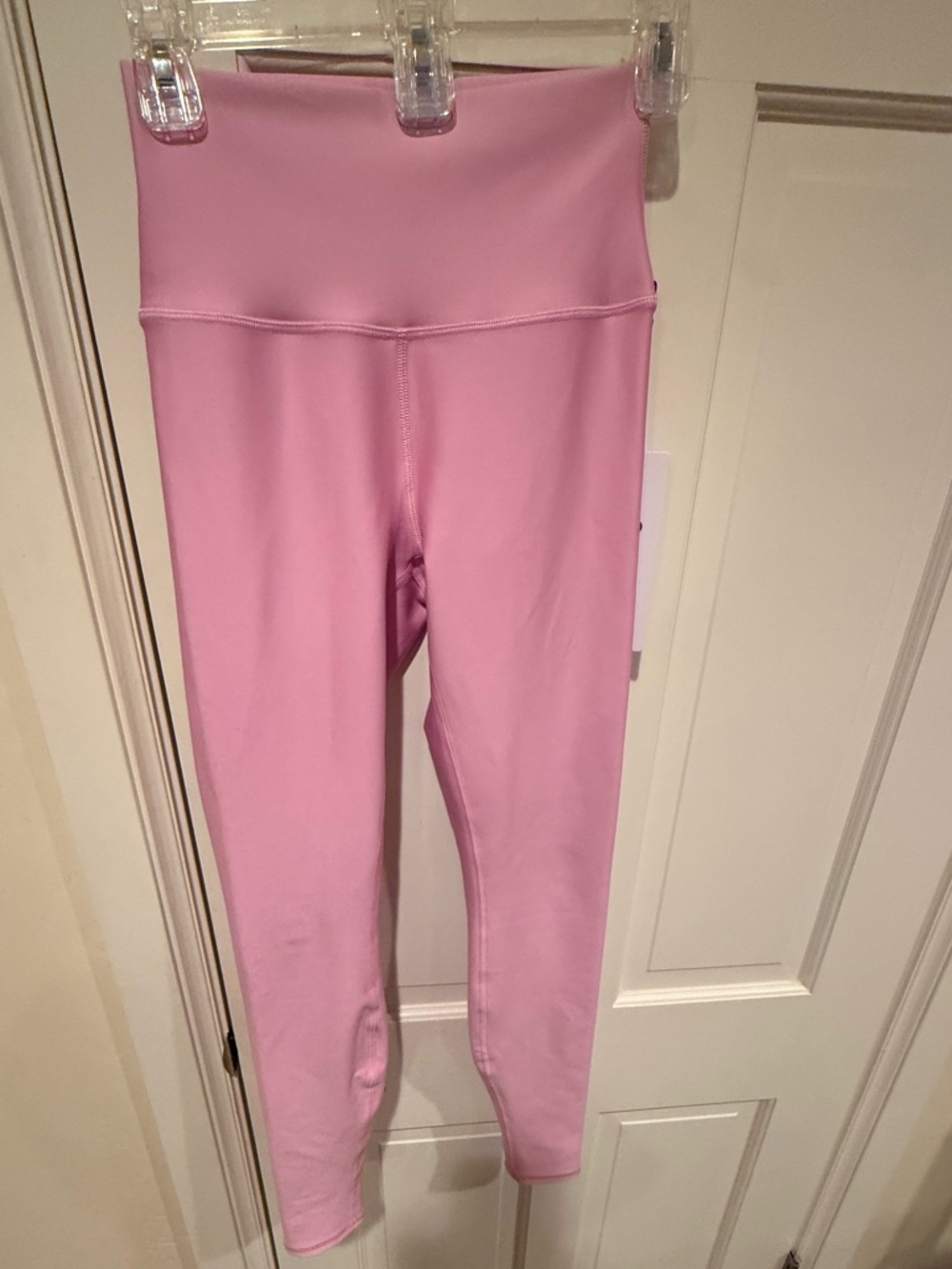 NWT ALO Yoga Candy Heart Pink High Waist Airlift Leggings Size Small